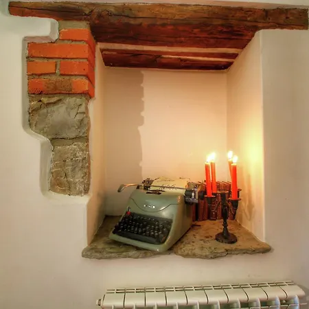 Prázdninový dům Rustic In Ortignano With Swimming Pool Castel Focognano